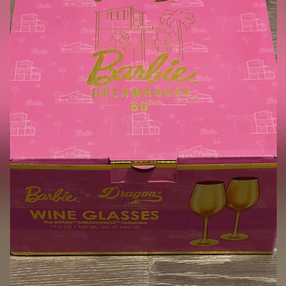 NEW: BARBIE DREAM HOUSE 60th Dragon Glassware 17.5 OZ Set of Two Gold Glasses - Picture 2 of 6